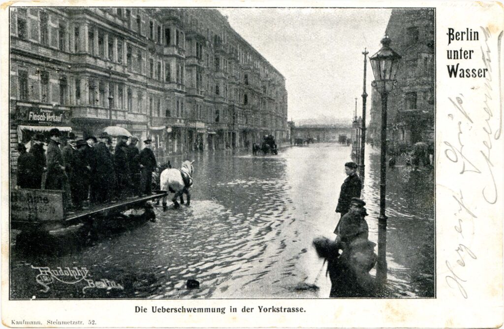 "Berlin Underwater," 1902, Kaufmann, Steinmetzstr. 52, FHXB Friedrichshain-Kreuzberg Mu-seum, 0015v.